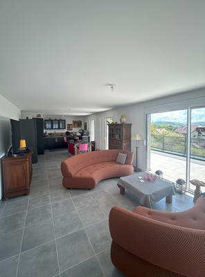 Appartement - 98 m² - 4 pièces