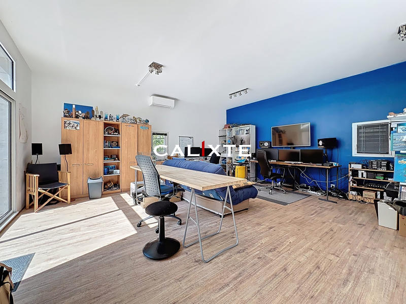 Villa - 215 m² - 5 pièces