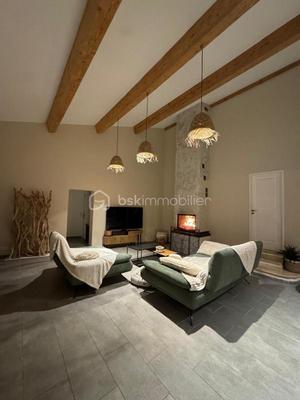 Maison - 155 m² - 5 pièces