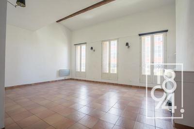 Appartement - 86 m² - 2 pièces