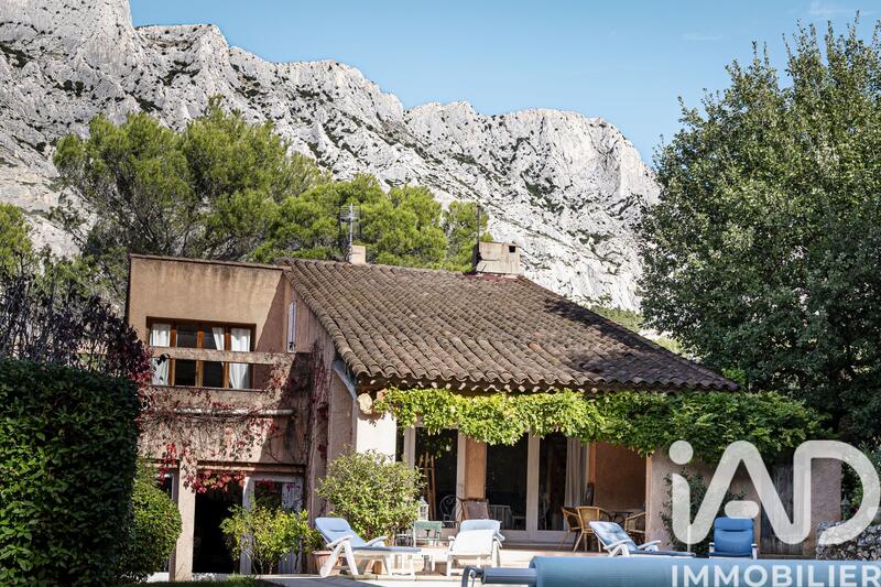 Maison - 217 m² - 7 pièces