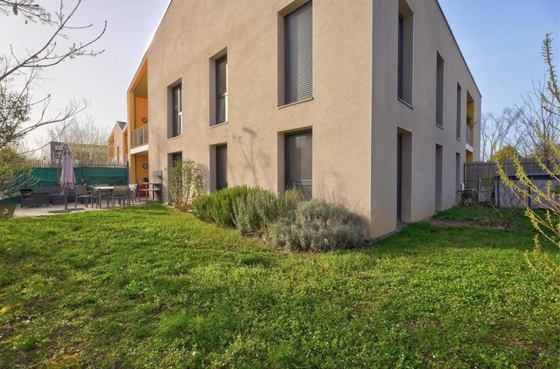 Appartement - 97 m² - 5 pièces