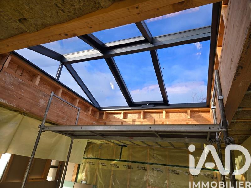 Maison - 142 m² - 6 pièces