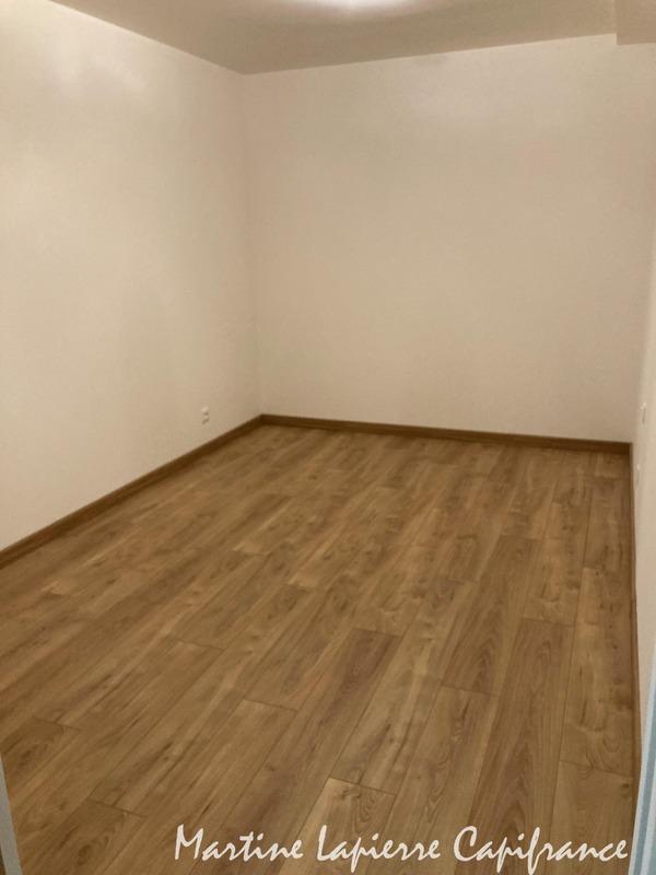 Maison - 400 m² - 10 pièces