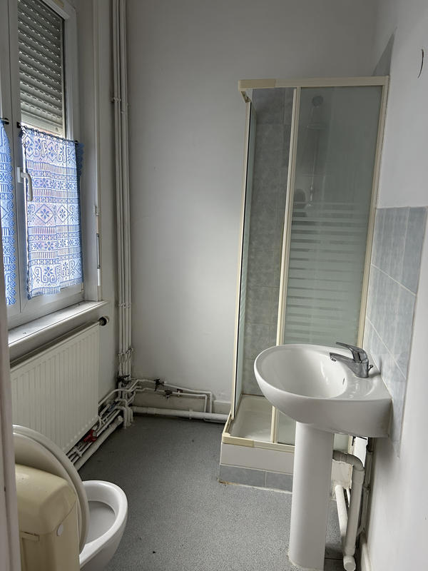 Maison - 235 m² - 10 pièces