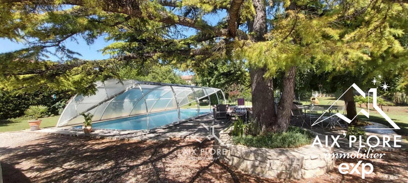 Maison - 180 m² - 4 pièces