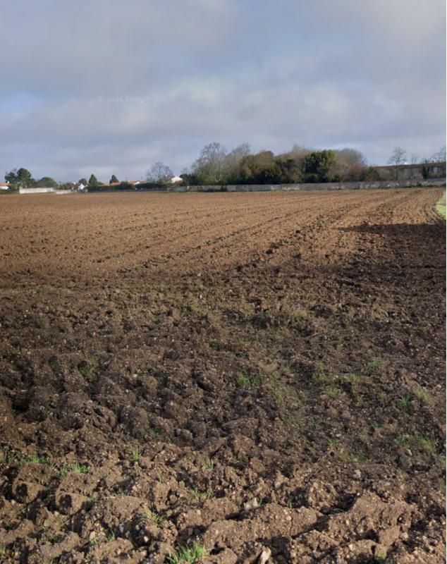 Terrain constructible - 300 m²