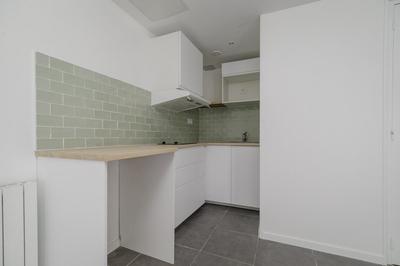 Studio - 25 m² - 1 pièce