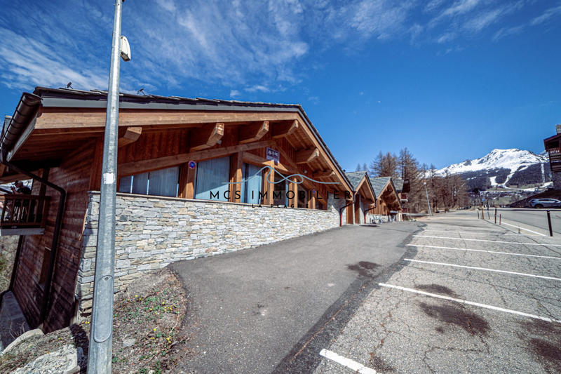 Châlet - 300 m² - 11 pièces