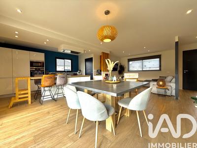 Maison - 118 m² - 6 pièces