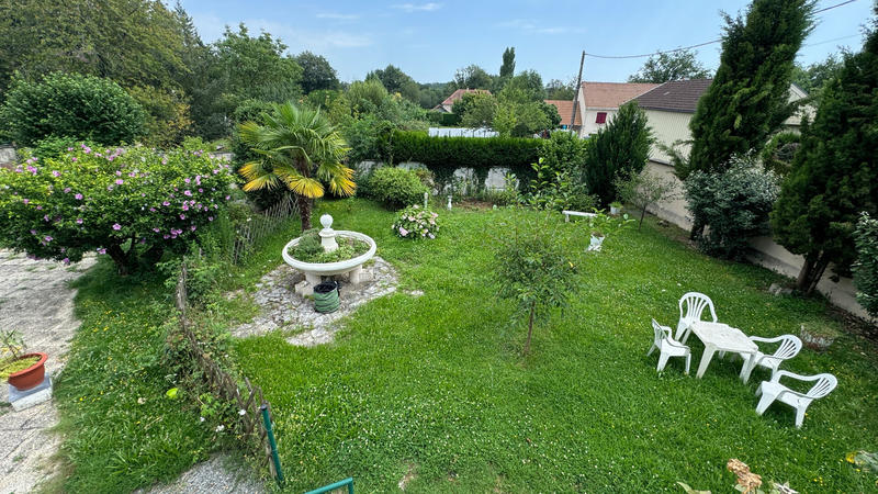 Maison - 391 m² - 5 pièces