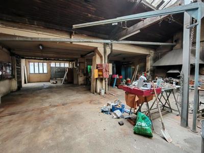 Immeuble - 370 m² - 8 pièces