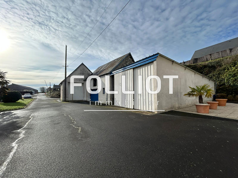 Maison - 250 m² - 8 pièces