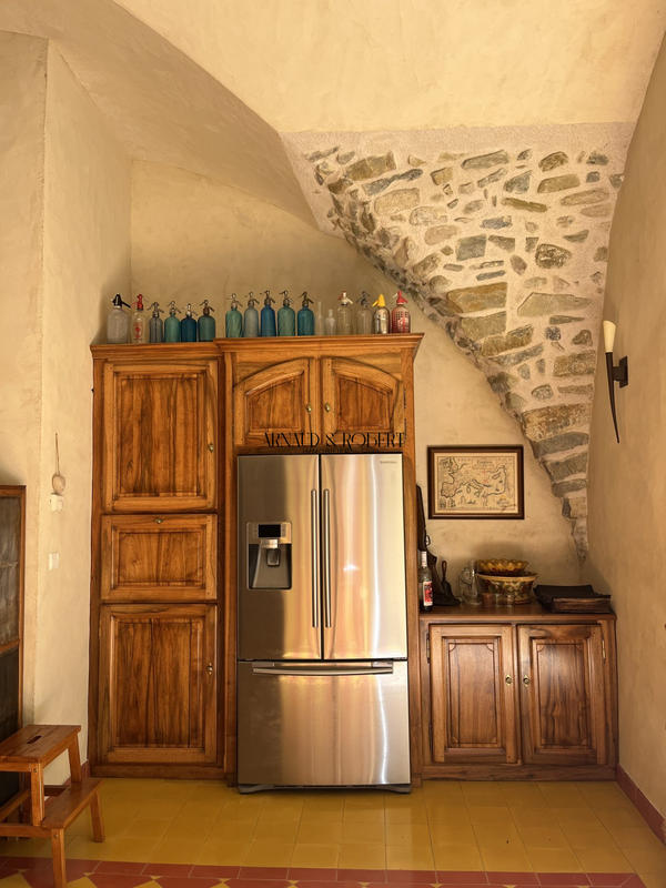 Maison ancienne - 473 m² - 9 pièces