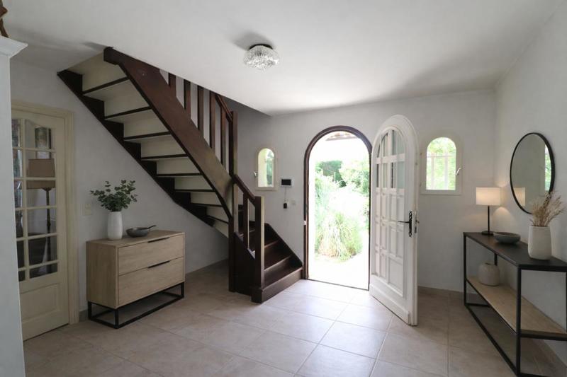 Maison - 168 m² - 6 pièces