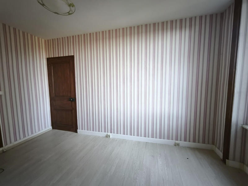 Immeuble - 210 m² - 8 pièces