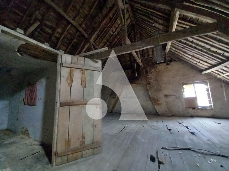 Maison - 340 m² - 28 pièces