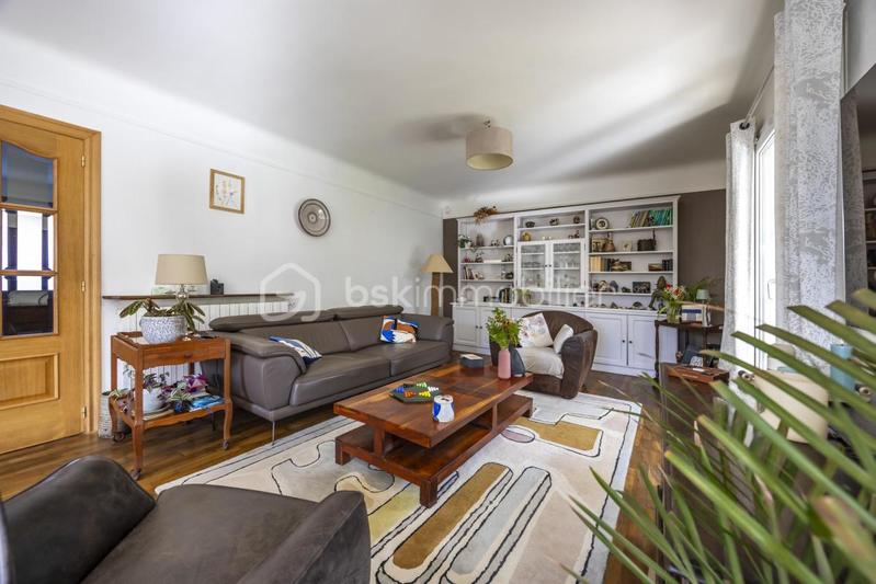 Maison - 183 m² - 5 pièces