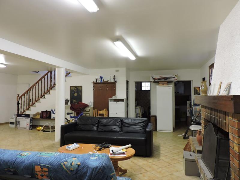 Maison - 183 m² - 8 pièces