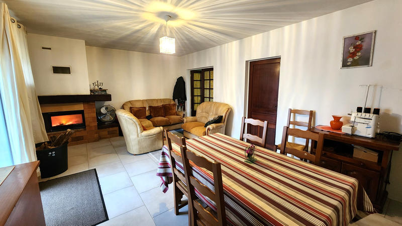 Maison - 139 m² - 7 pièces