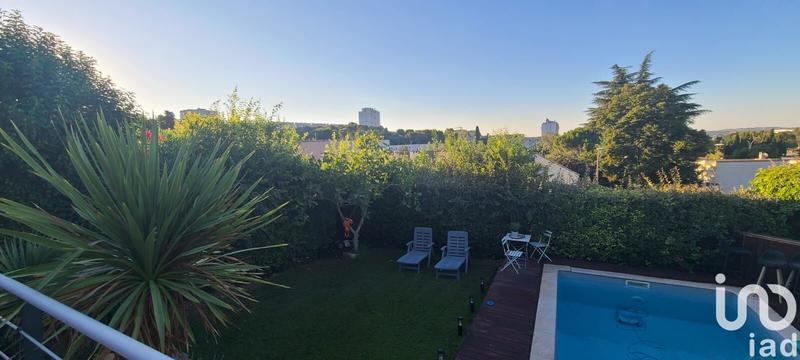 Maison - 95 m² - 5 pièces