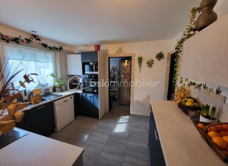 Maison traditionnelle - 89 m² - 4 pièces