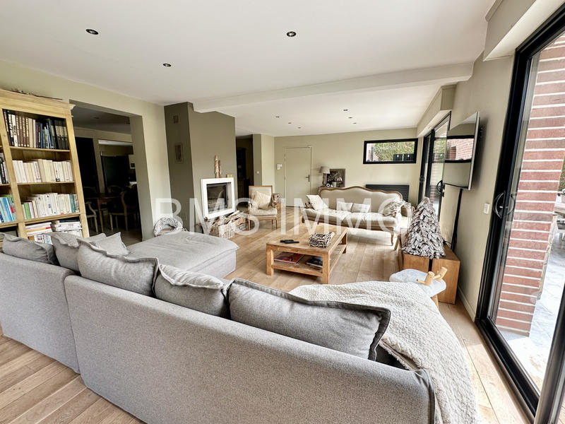 Maison - 178 m² - 6 pièces