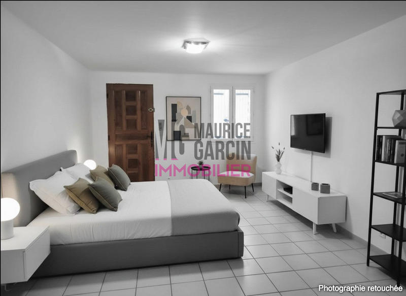 Maison - 210 m² - 8 pièces