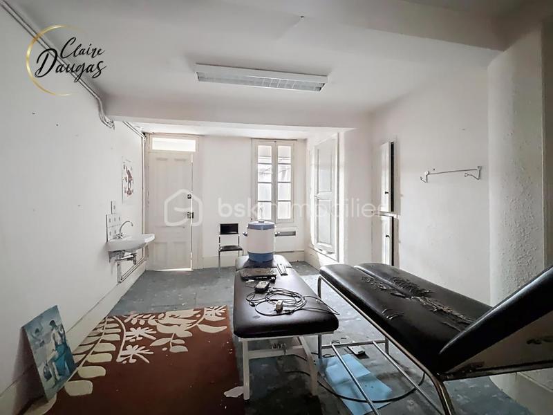 Immeuble - 396 m² - 23 pièces