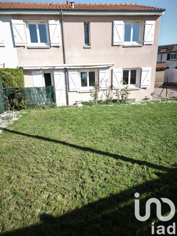 Maison - 107 m² - 5 pièces