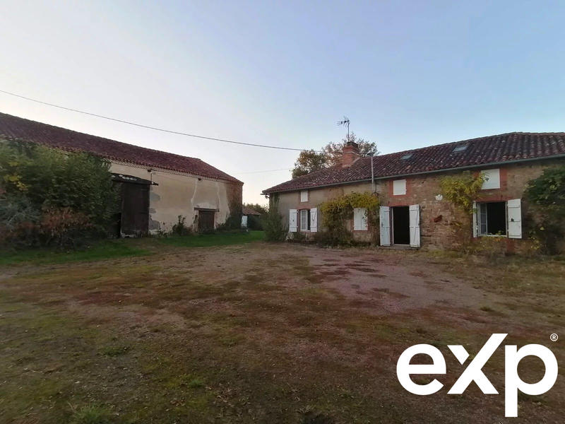 Maison traditionnelle - 141 m² - 6 pièces