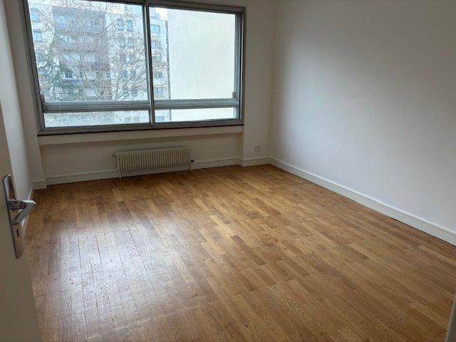 Appartement - 85 m² - 3 pièces
