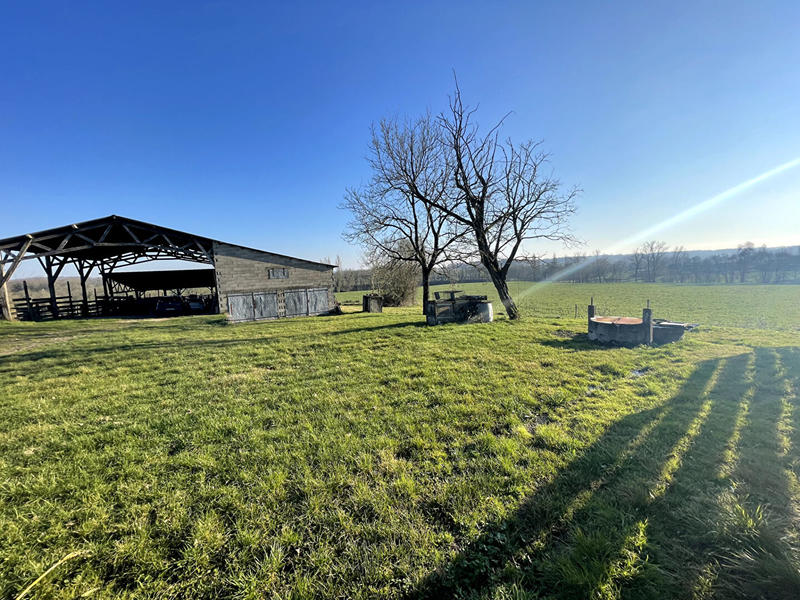 Maison - 180 m² - 1 pièce