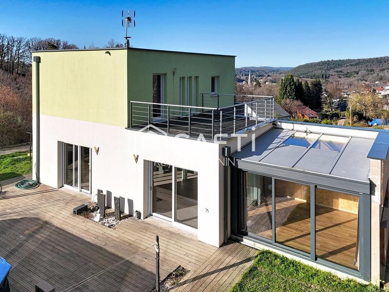 Maison - 128 m² - 4 pièces