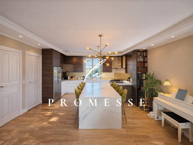 Appartement - 131 m² - 4 pièces