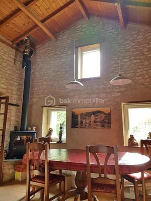 Maison en pierre - 77 m² - 5 pièces