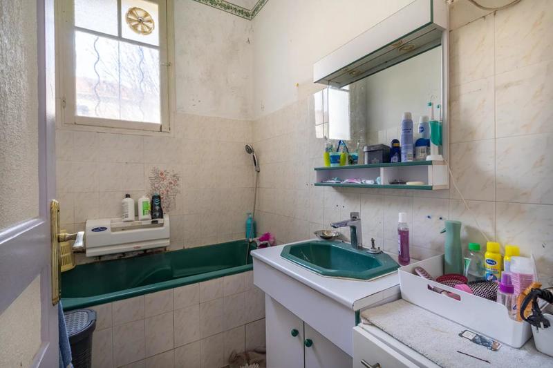 Maison - 97 m² - 6 pièces