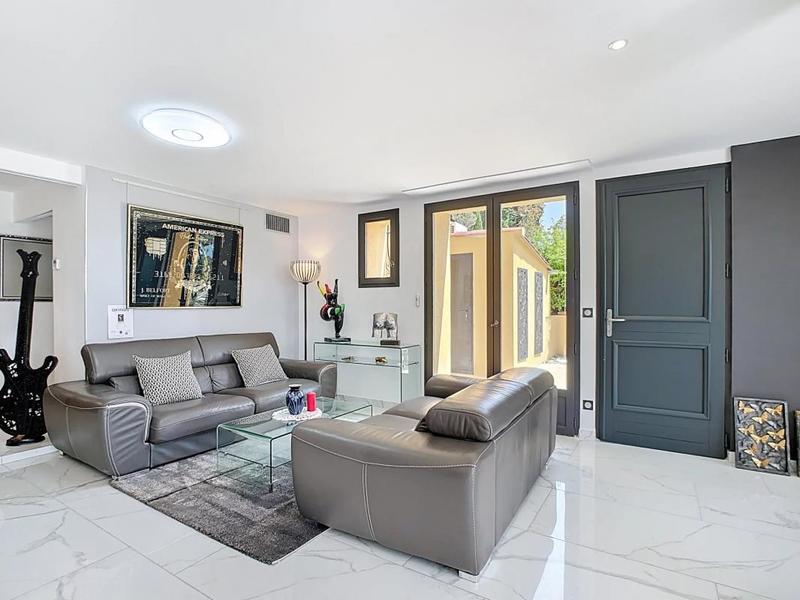 Appartement - 118 m² - 3 pièces