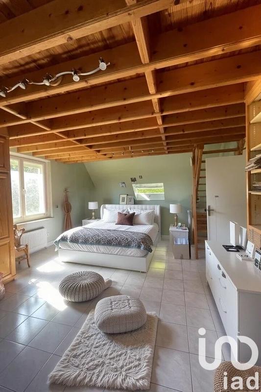 Maison - 257 m² - 12 pièces