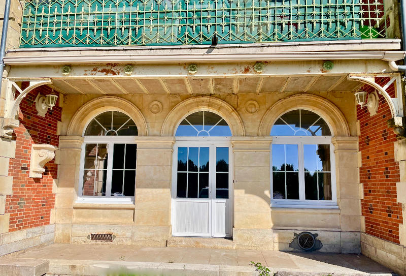 Immeuble - 700 m² - 32 pièces