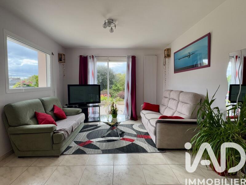 Maison - 147 m² - 8 pièces