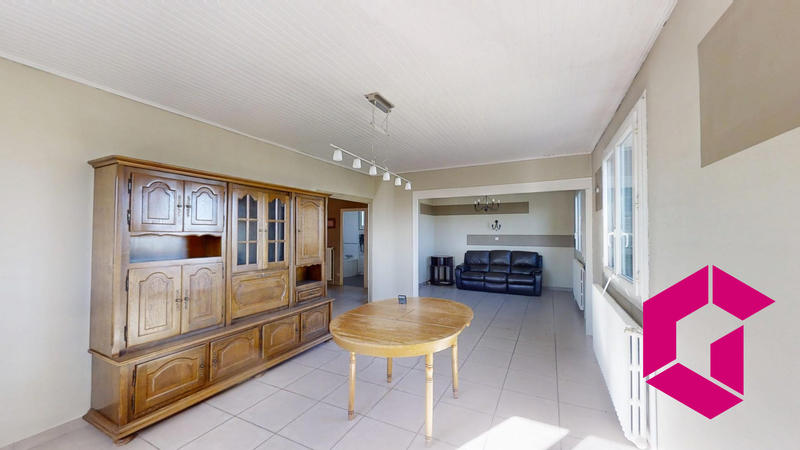 Villa - 171 m² - 10 pièces