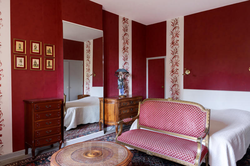 Propriété - 442 m² - 13 pièces