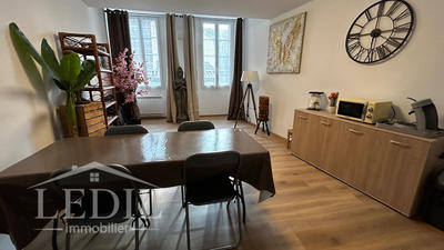 Local commercial - 120 m² - 4 pièces