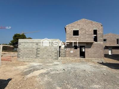 Maison - 76 m² - 3 pièces