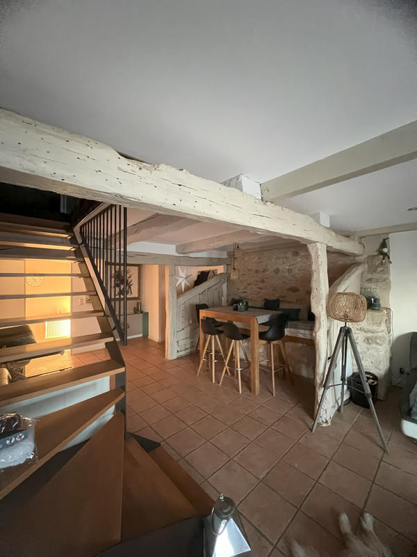 Maison - 240 m² - 8 pièces
