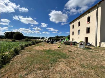 Maison - 209 m² - 6 pièces