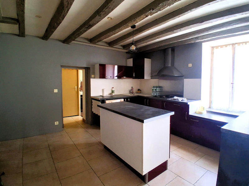Maison - 110 m² - 5 pièces