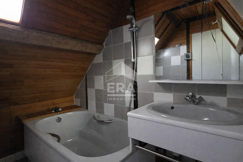 Maison - 95 m² - 3 pièces