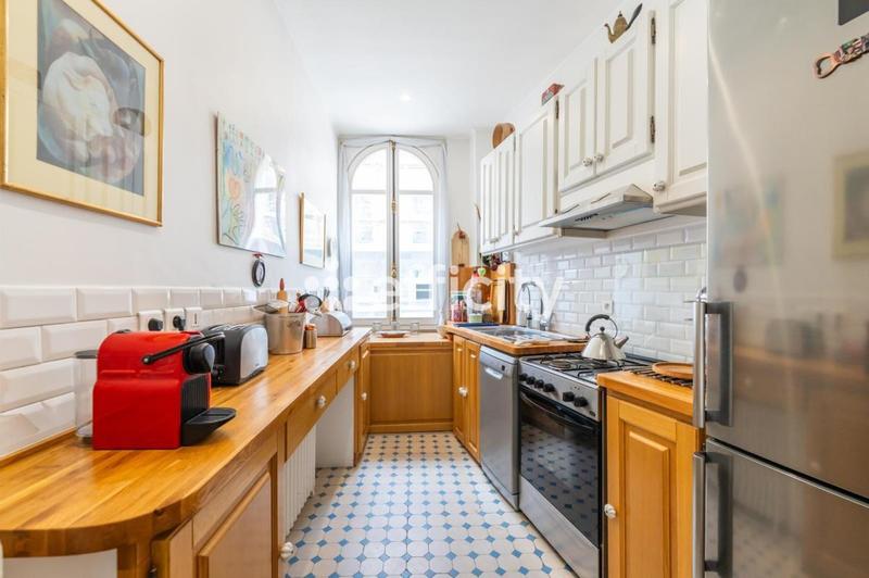 Appartement bourgeois - 82 m² - 4 pièces